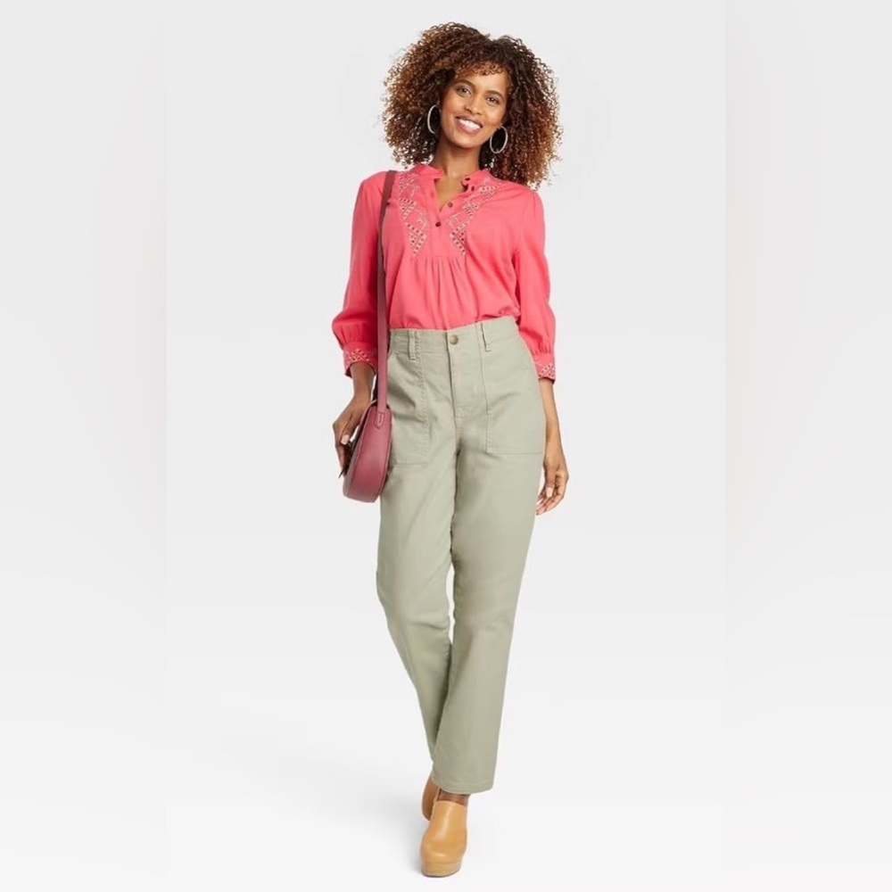 NWOT Knox Rose Sage Green Pants